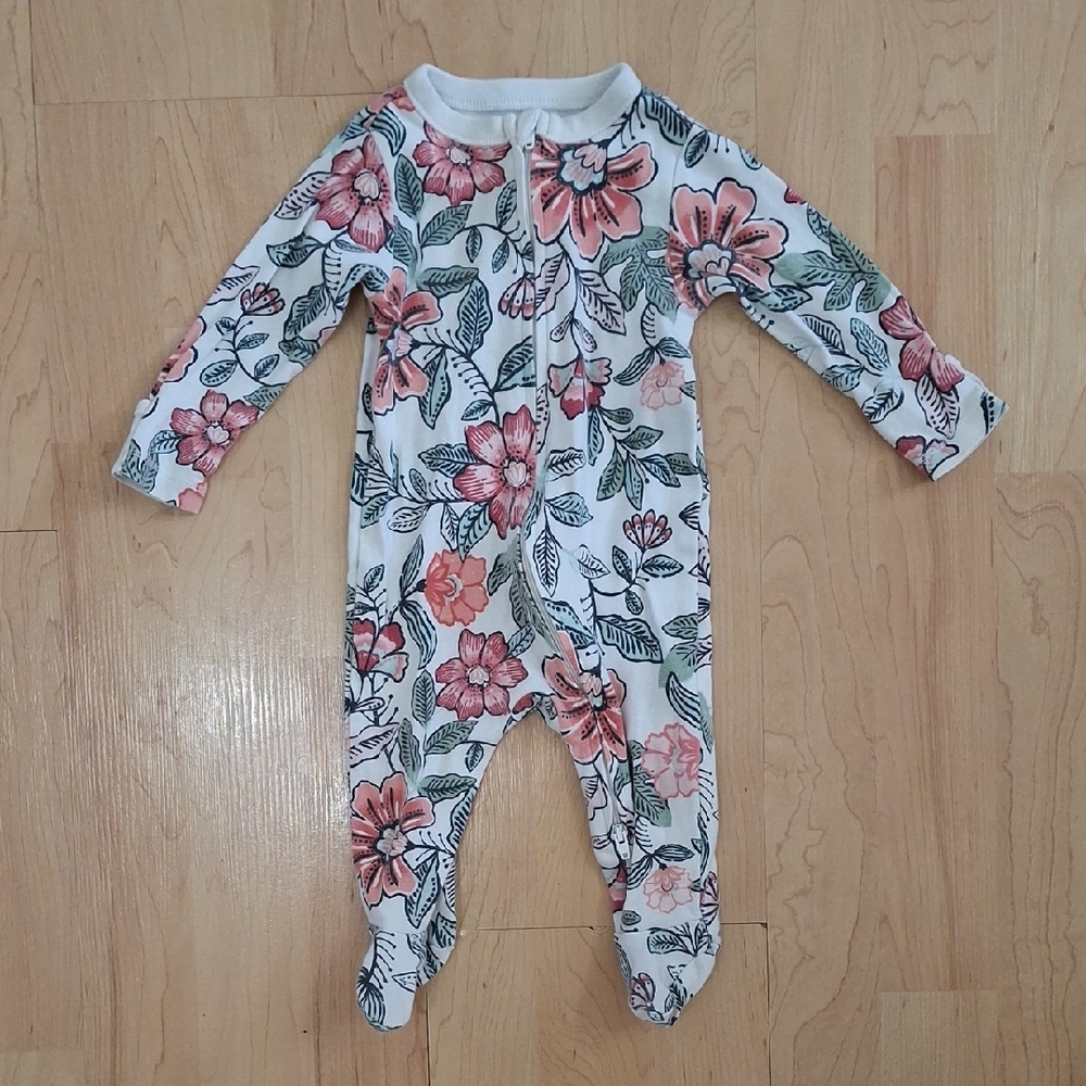 Free W/ Purchase Old Navy Floral Print Baby Girl Footie Sleeper Size 3-6m